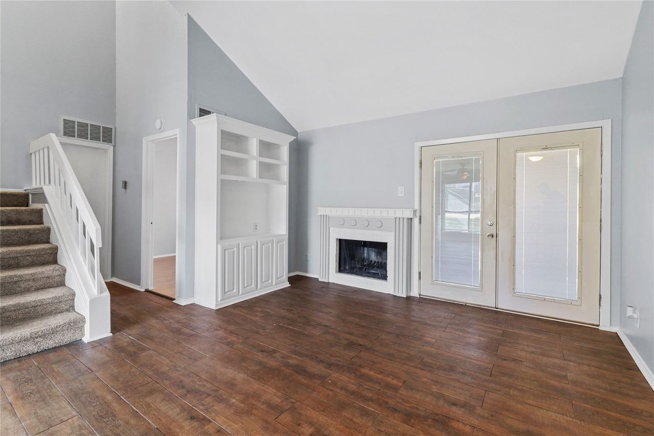 2101 Park Willow Ln #B - Photo 6 of 17
