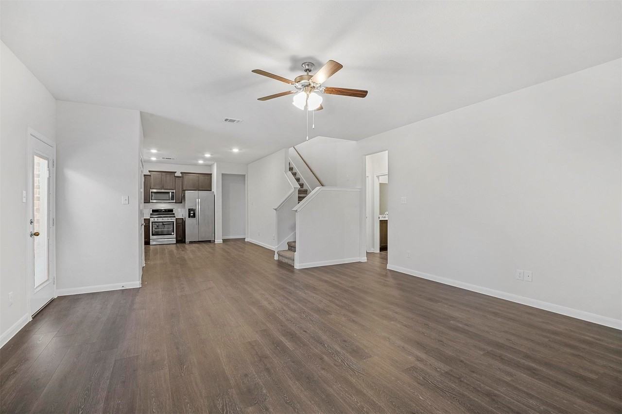 3911 Nature Ct - Photo 7 of 27