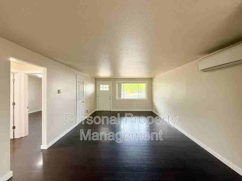 1805 Se Blairmont Dr - Photo 4 of 20
