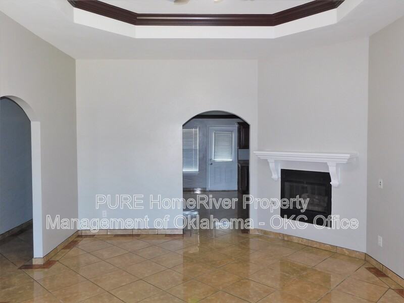 5912 Sanderling Rd - Photo 4 of 15