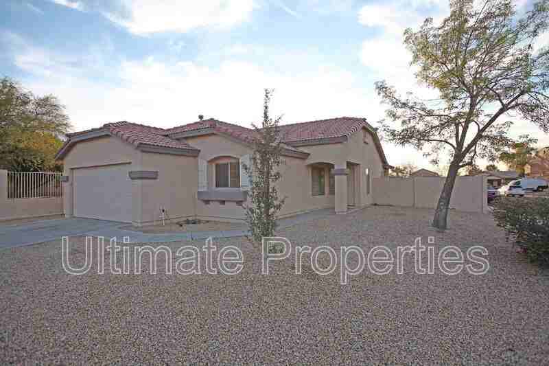 2026 S 83rd Dr - Photo 4 of 20