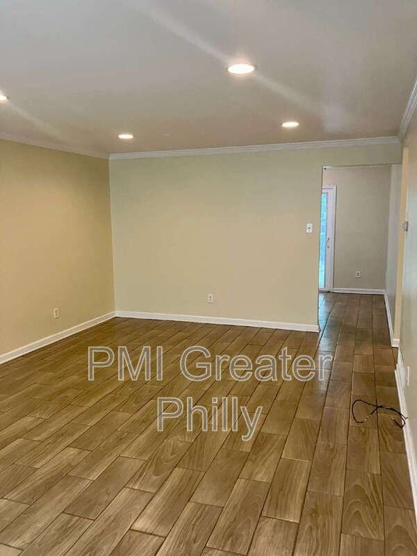 585 Wrensong Rd #A - Photo 5 of 50