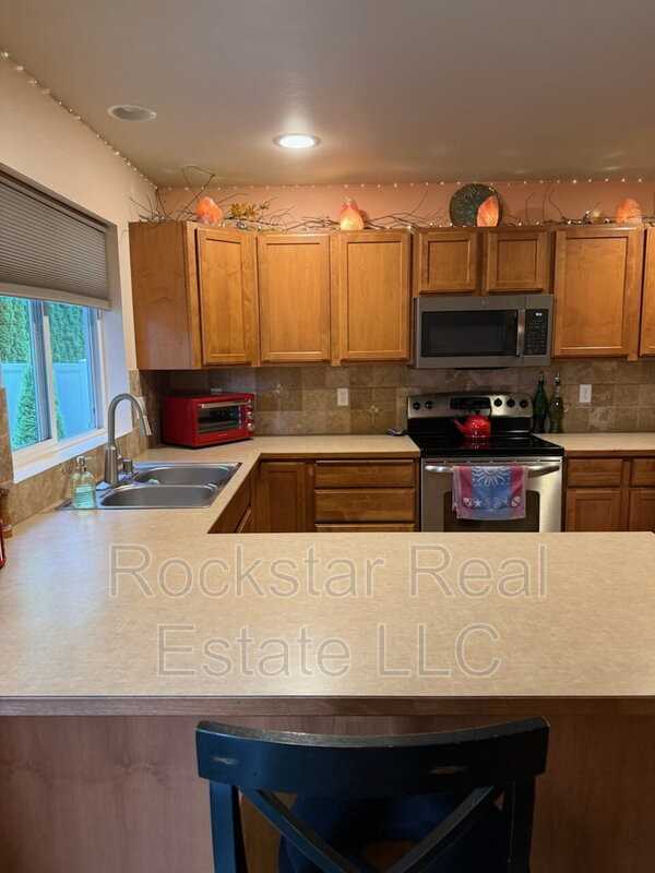 18119 E Mansfield Ave - Photo 3 of 28