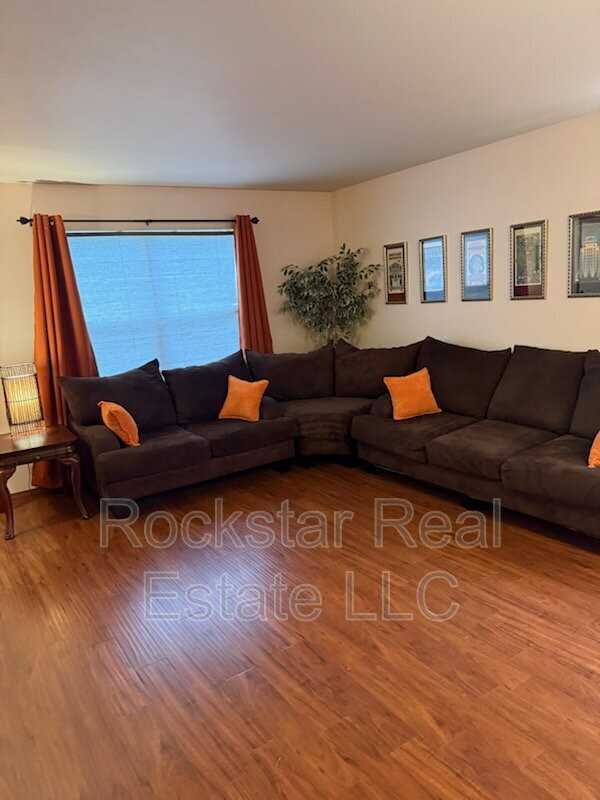 18119 E Mansfield Ave - Photo 5 of 28