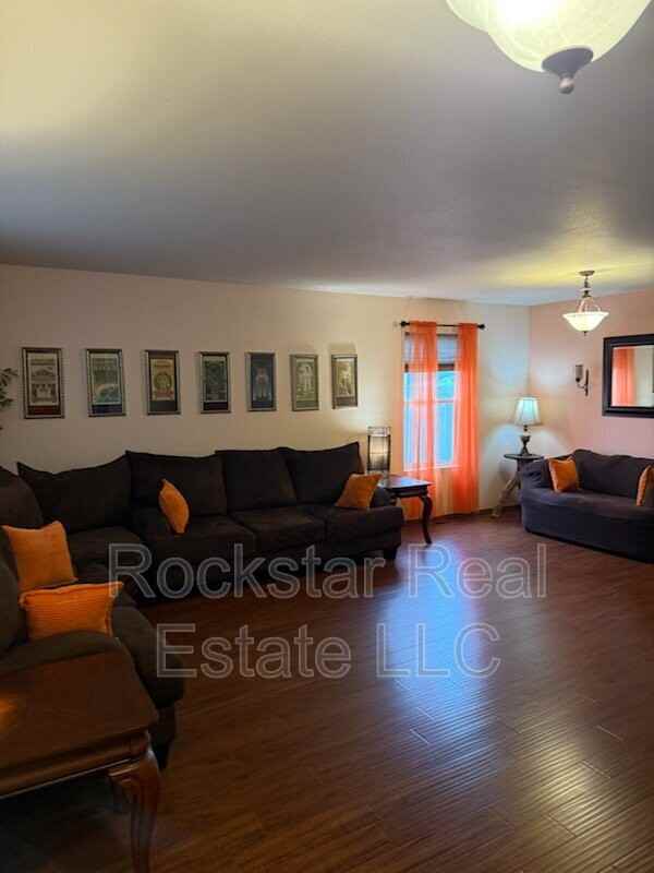 18119 E Mansfield Ave - Photo 6 of 28