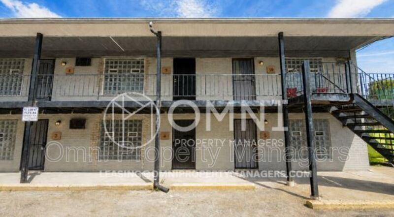 11360 Wyoming St #4
