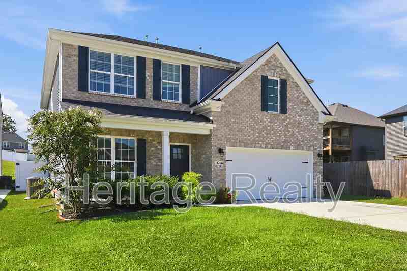 1640 Sugar Cane Ln - Photo 2 of 27
