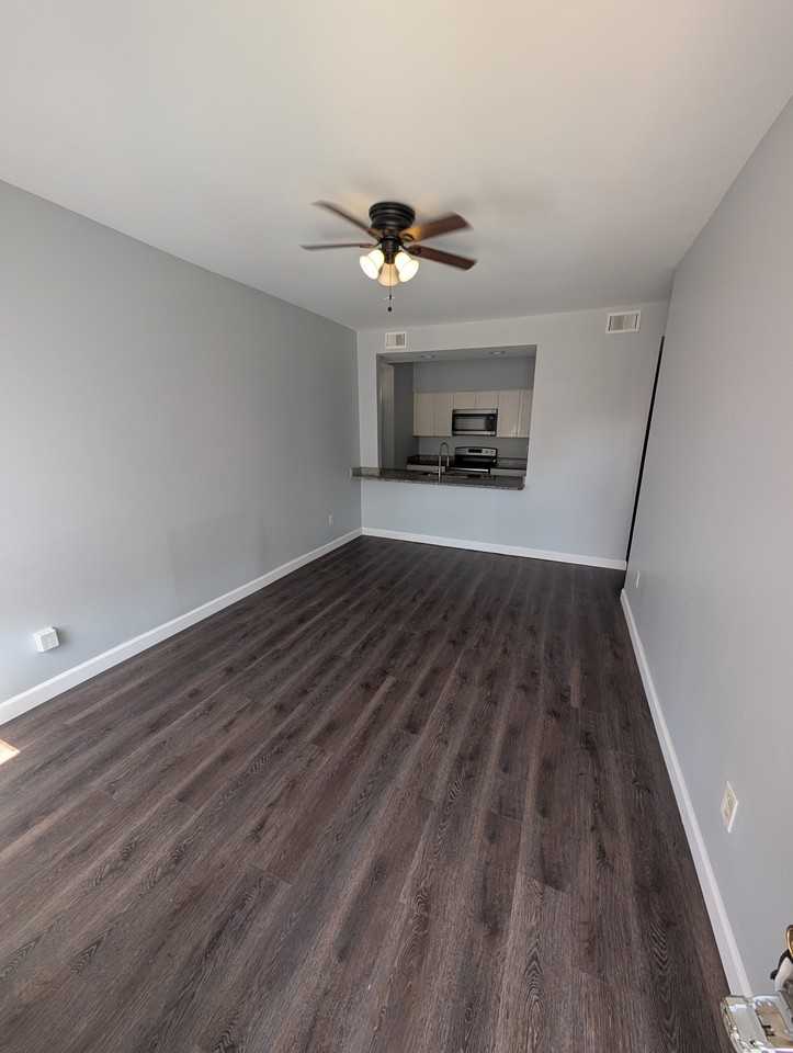 3847 Folsom Ave #1F - Photo 2 of 14