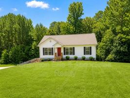 featured image of 1104 Driftwood Ct