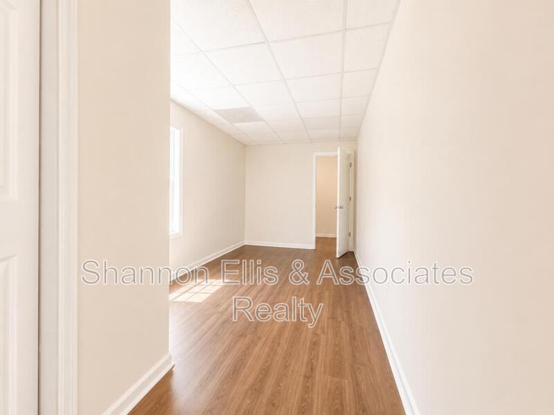 1104 Driftwood Ct - Photo 7 of 25