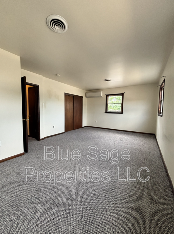 2419 3rd Ave #2ndFL - Photo 2 of 20