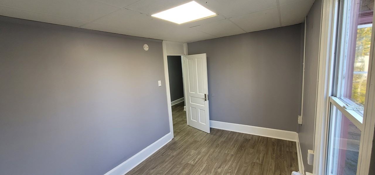 1218 4th St #2 - Photo 5 of 17