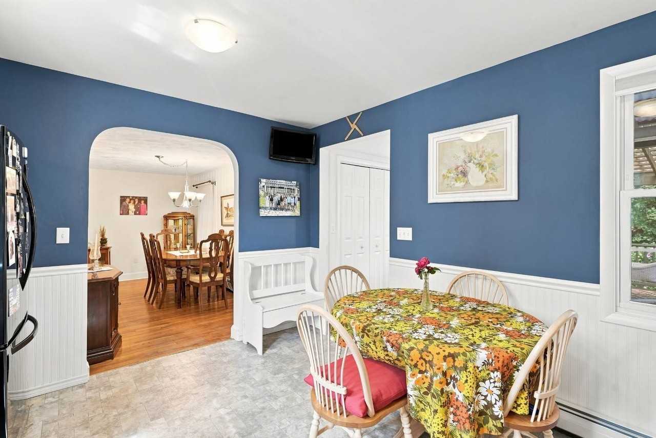 2724 W Main St - Photo 7 of 32