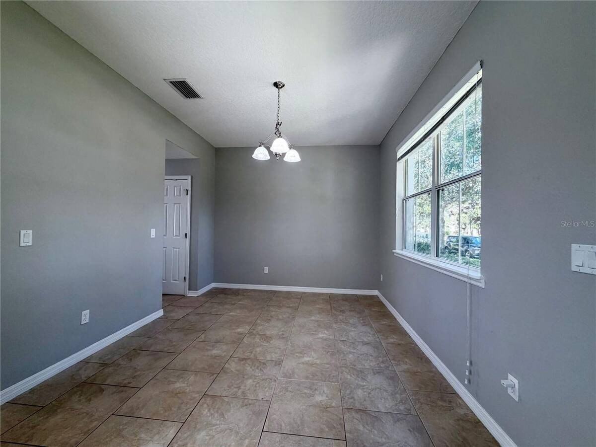 12506 Cruxbury Dr - Photo 7 of 37