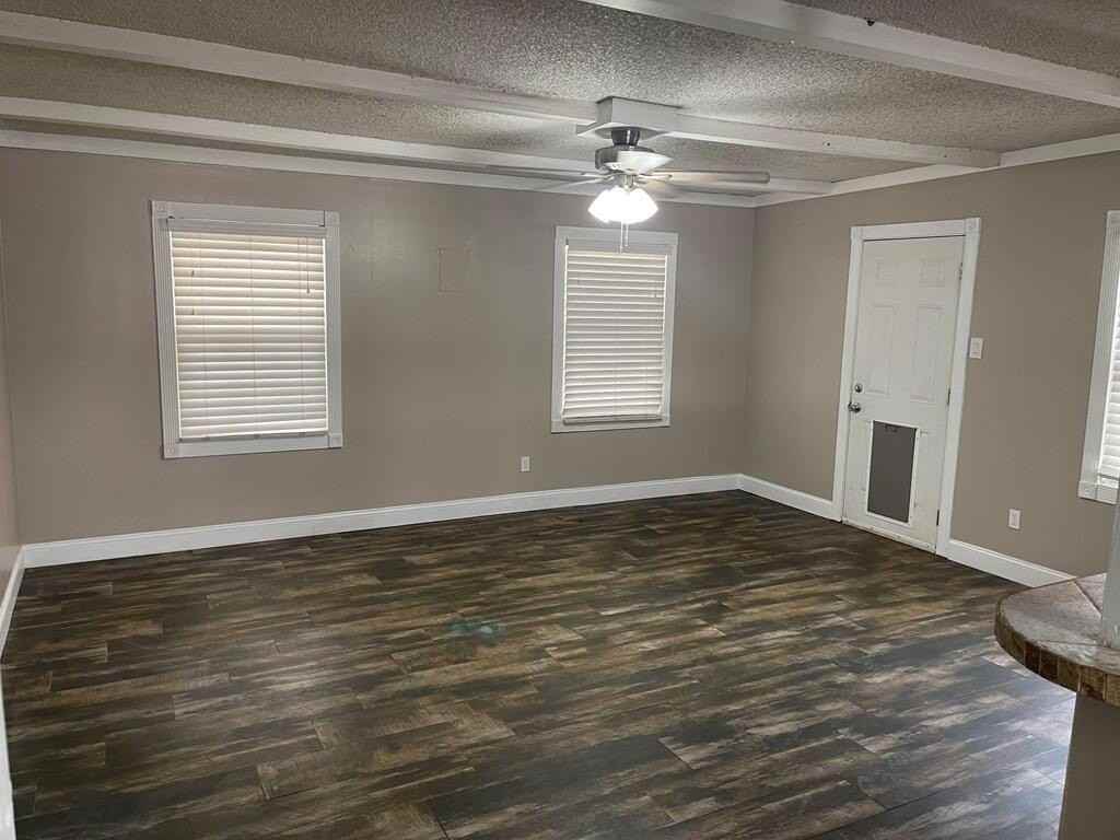 1508 Sunset Blvd - Photo 3 of 10
