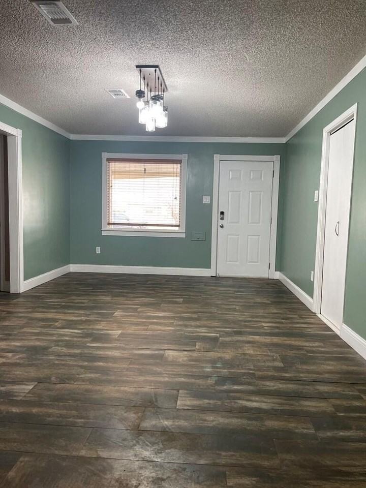 1508 Sunset Blvd - Photo 4 of 10