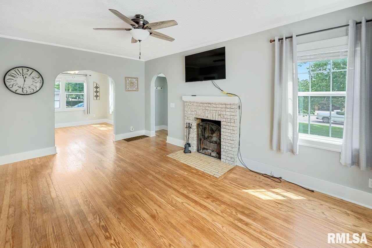 5127 N Sheridan Rd - Photo 7 of 32