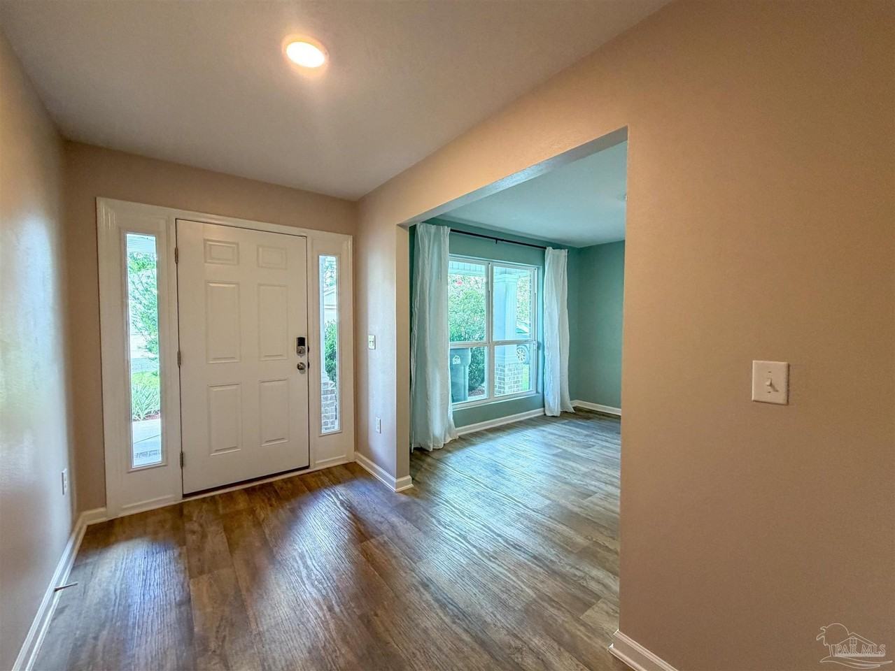 7305 Lakeside Oak Ct - Photo 6 of 29