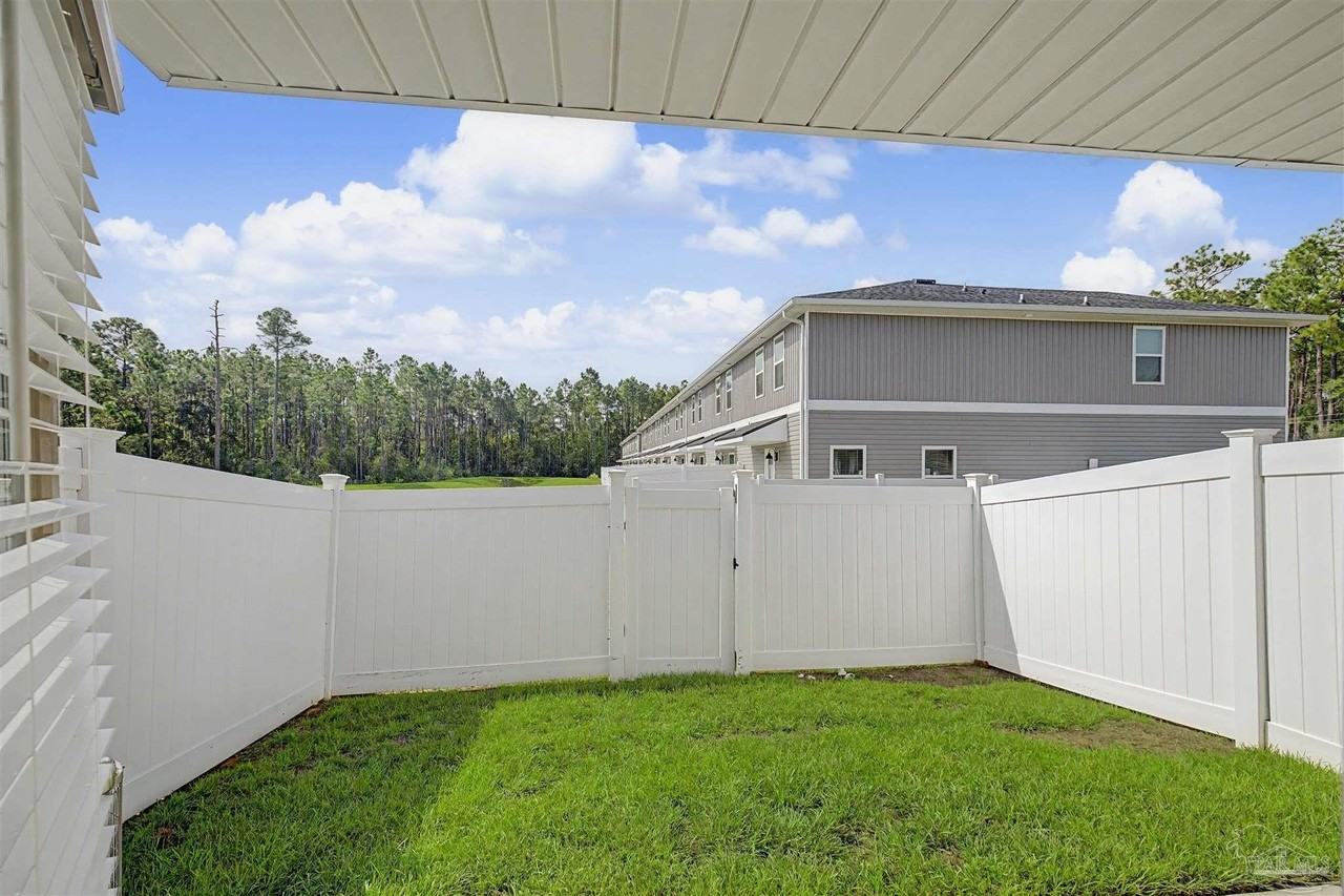 9055 Golden Eye Dr - Photo 5 of 41