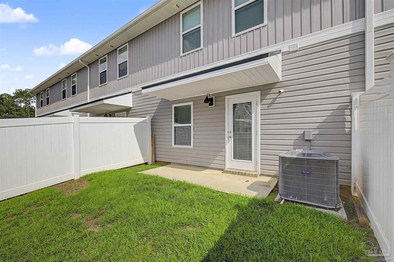 9055 Golden Eye Dr - Photo 6 of 41