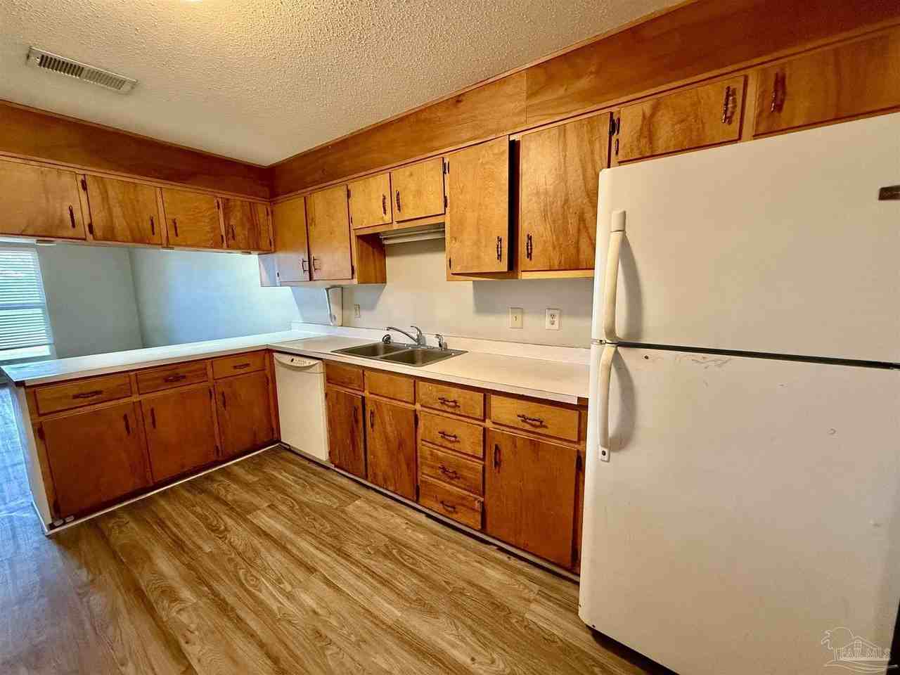 3228 Santa Rosa Dr - Photo 5 of 13