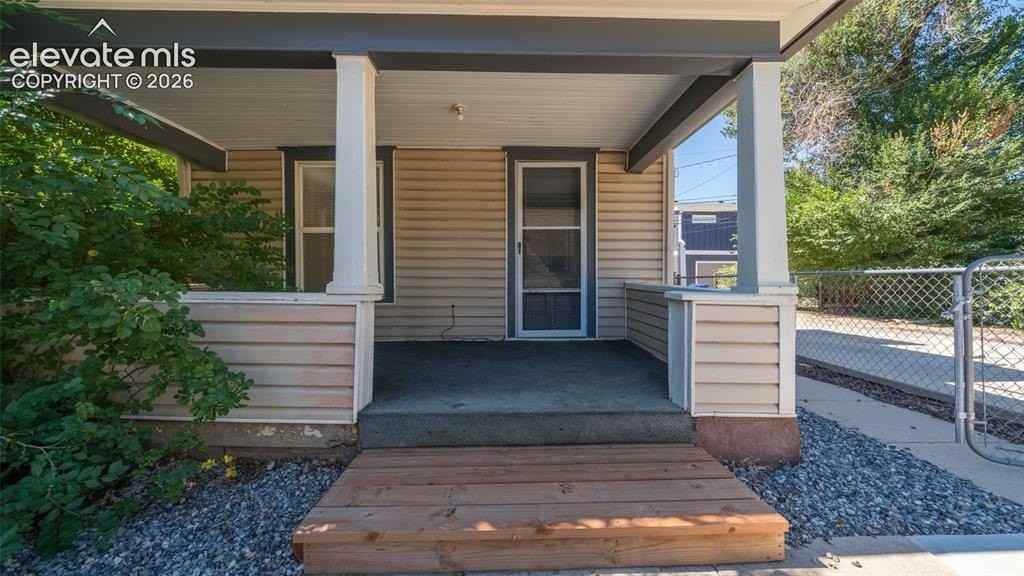 1215 W Colorado Ave - Photo 2 of 14