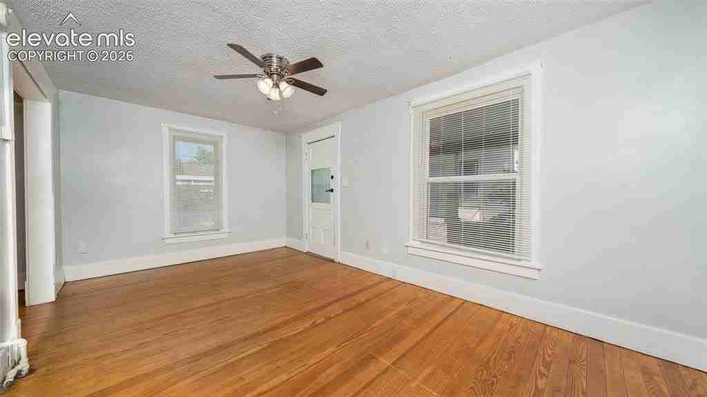 1215 W Colorado Ave - Photo 4 of 14