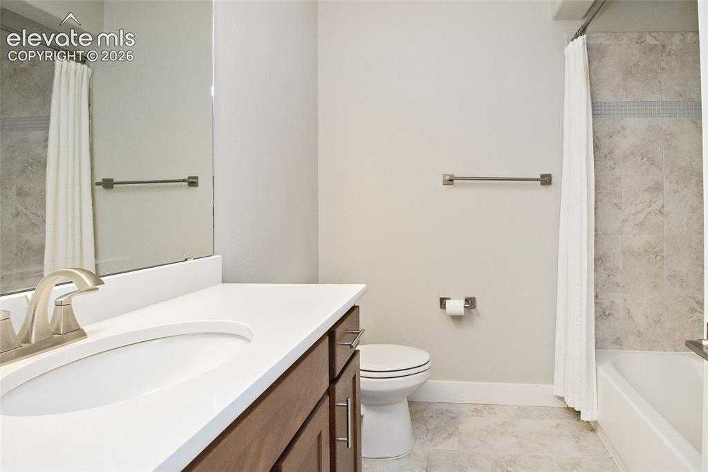 443 Stone Cottage Grv - Photo 5 of 41