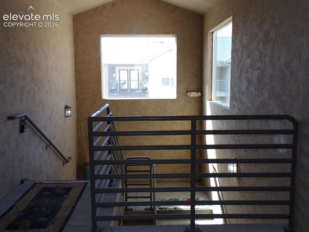 605 Cougar Bluff Pt #208 - Photo 4 of 31