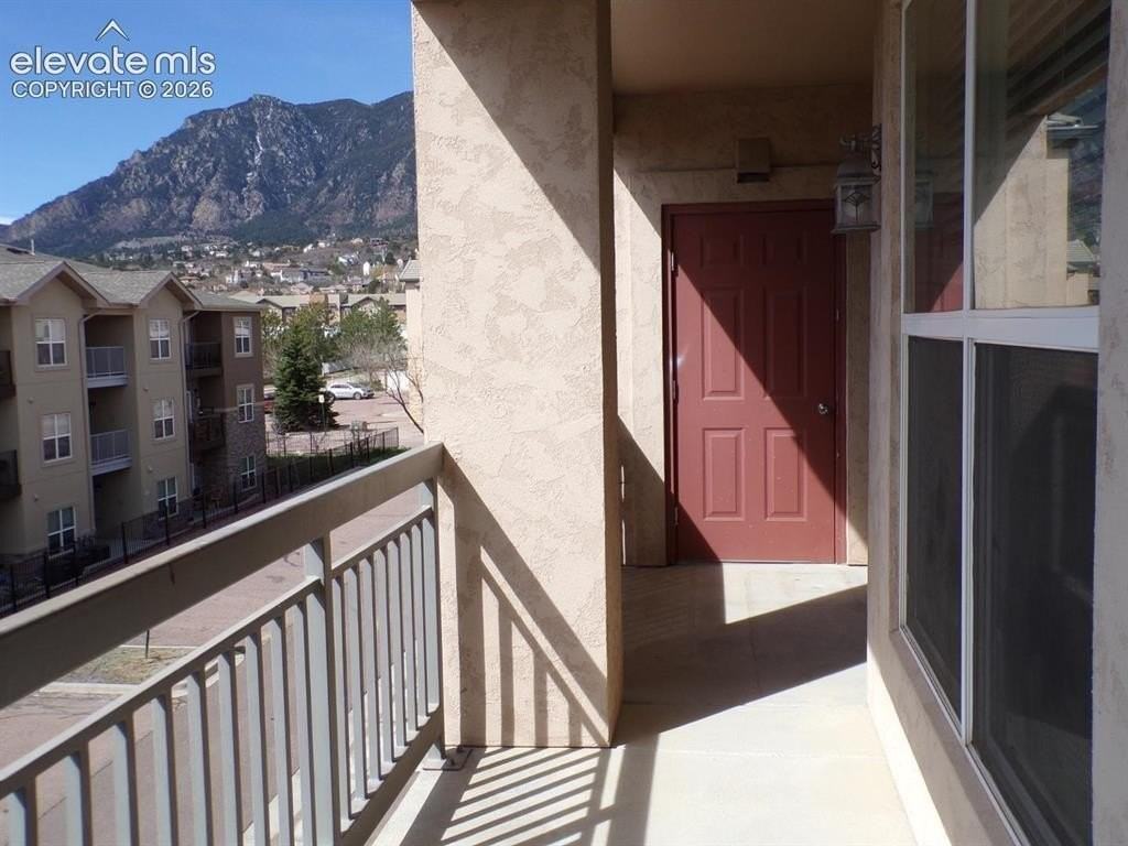 605 Cougar Bluff Pt #208 - Photo 7 of 31