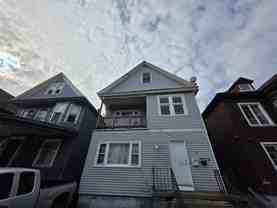 1023 E Lovejoy St - Photo 1 of 1