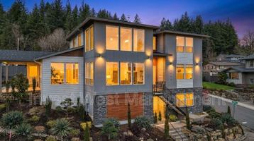 featured image of 1757 N Columbia Ridge Way