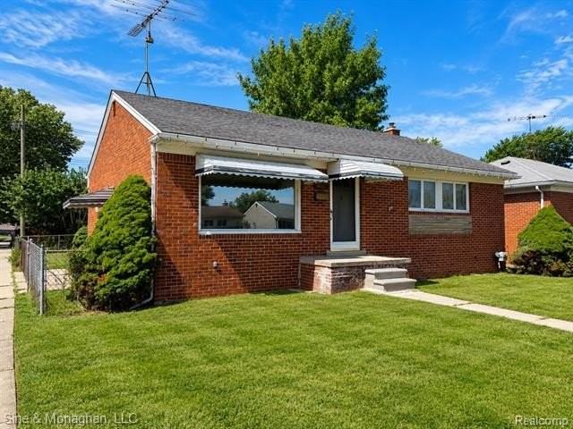 24805 Johnston Ave - Photo 2 of 25