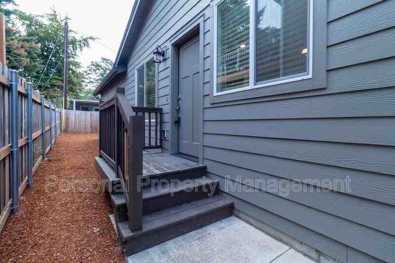 3507 Y St - Photo 2 of 11