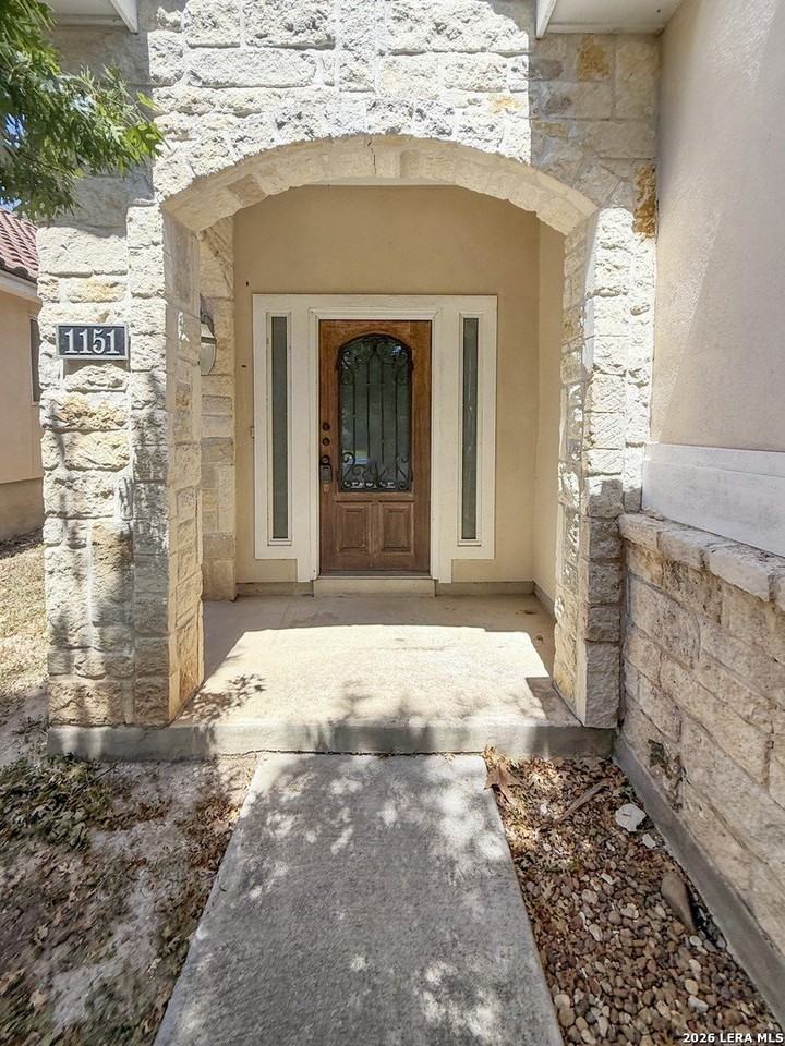 1151 Pinnacle Fls - Photo 2 of 31