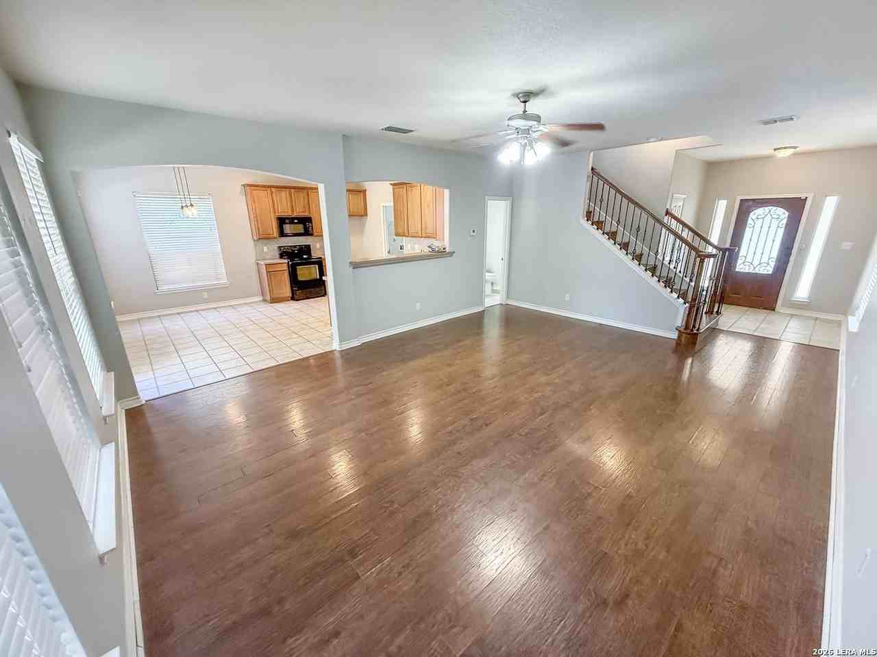1151 Pinnacle Fls - Photo 3 of 31