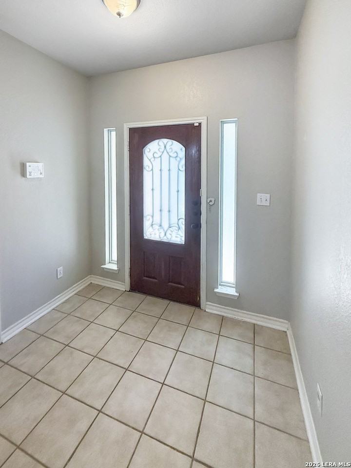 1151 Pinnacle Fls - Photo 4 of 31