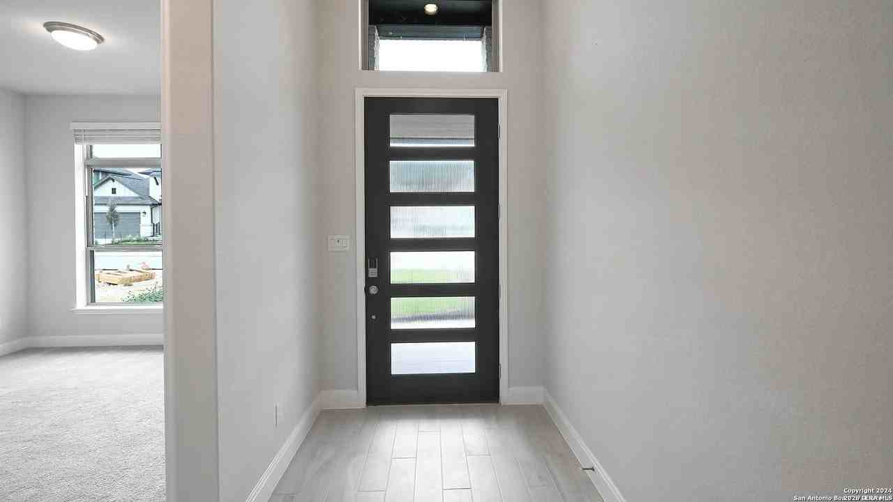 24126 Sidehill Lie - Photo 4 of 27