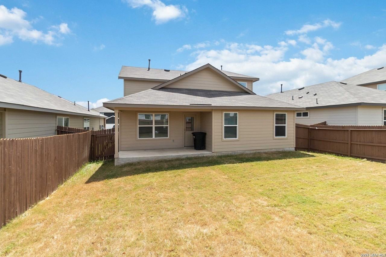 12649 Olozaga - Photo 3 of 25