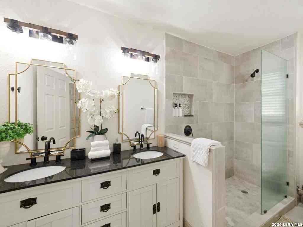 9526 Mider Dr - Photo 6 of 12