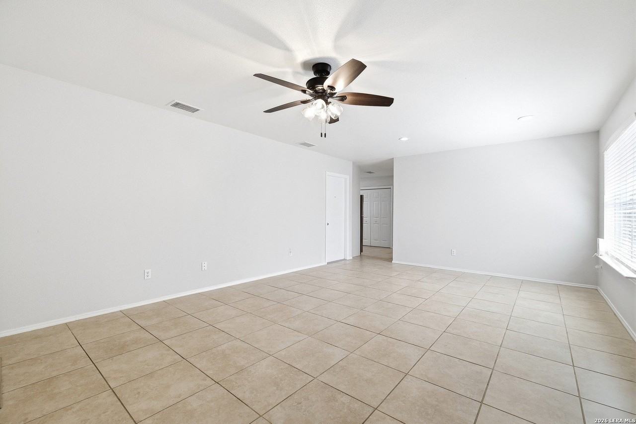 3922 Salty Marsh - Photo 5 of 25