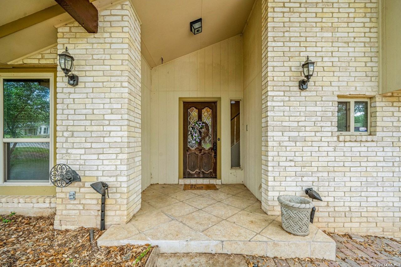 16406 Ledge Rock St - Photo 2 of 20