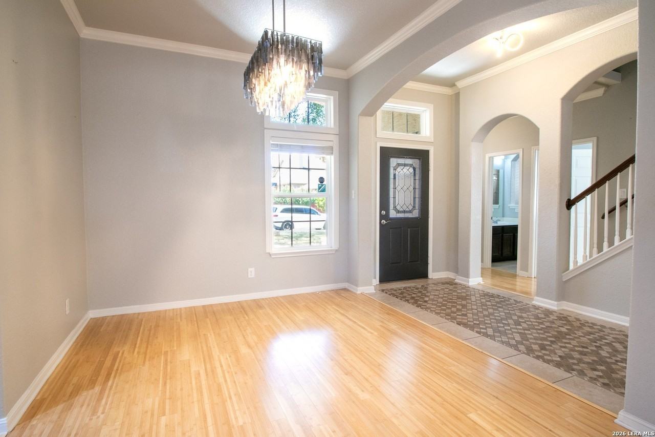6110 Ginger Rise - Photo 4 of 37