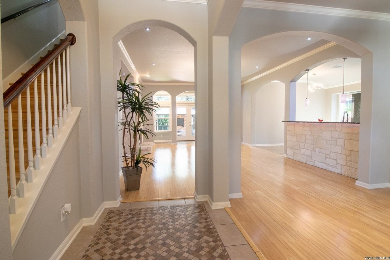 6110 Ginger Rise - Photo 5 of 37