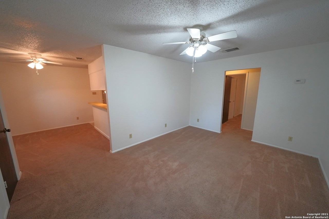 221 Judith Ann Dr - Photo 7 of 33