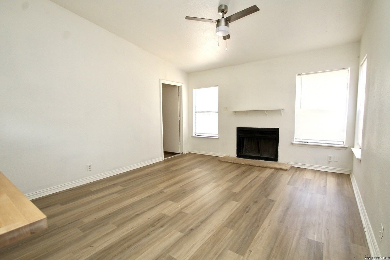 4001 Colonial Sun Dr - Photo 4 of 21