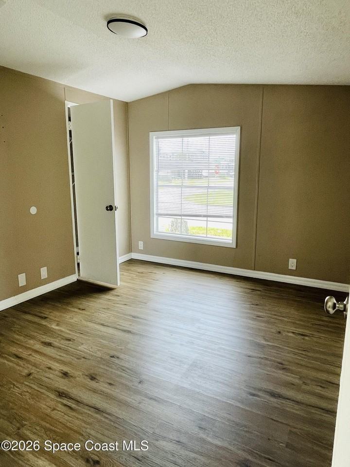 2508 Chatham Way Ne - Photo 3 of 14