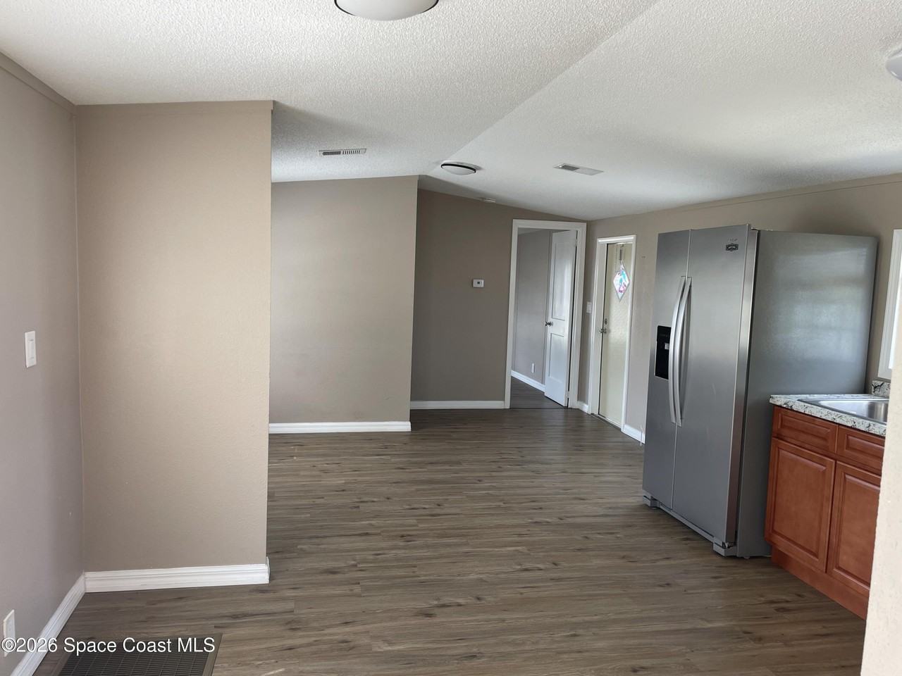 2508 Chatham Way Ne - Photo 7 of 14