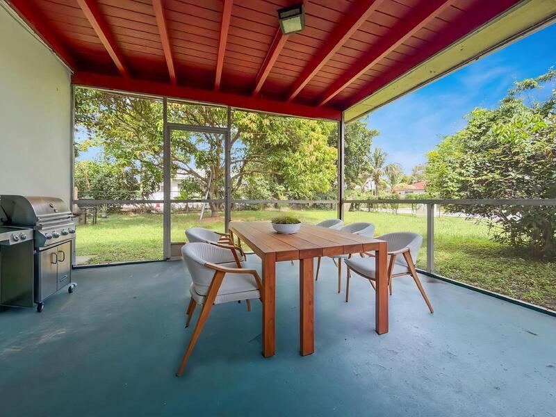 1725 Nw 54th Ter - Photo 6 of 24