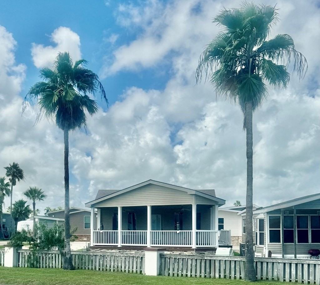 20 Conch Dr - Photo 2 of 37